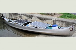 Canoe solaire